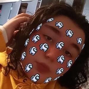 Meet your Posher, Andreanne